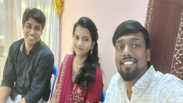 Couple Leaked Real Life Threesome Fucking MMS Video